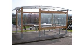 Abri fumeurs en bois Plaissan 