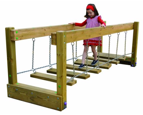 Parcours sportif enfants pont suspendu